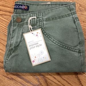 LEvis junior pants